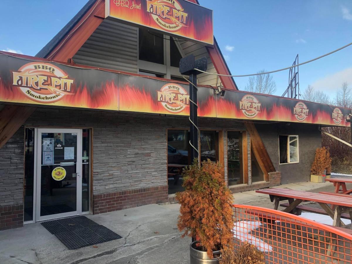 Selkirk Inn Golden Εξωτερικό φωτογραφία